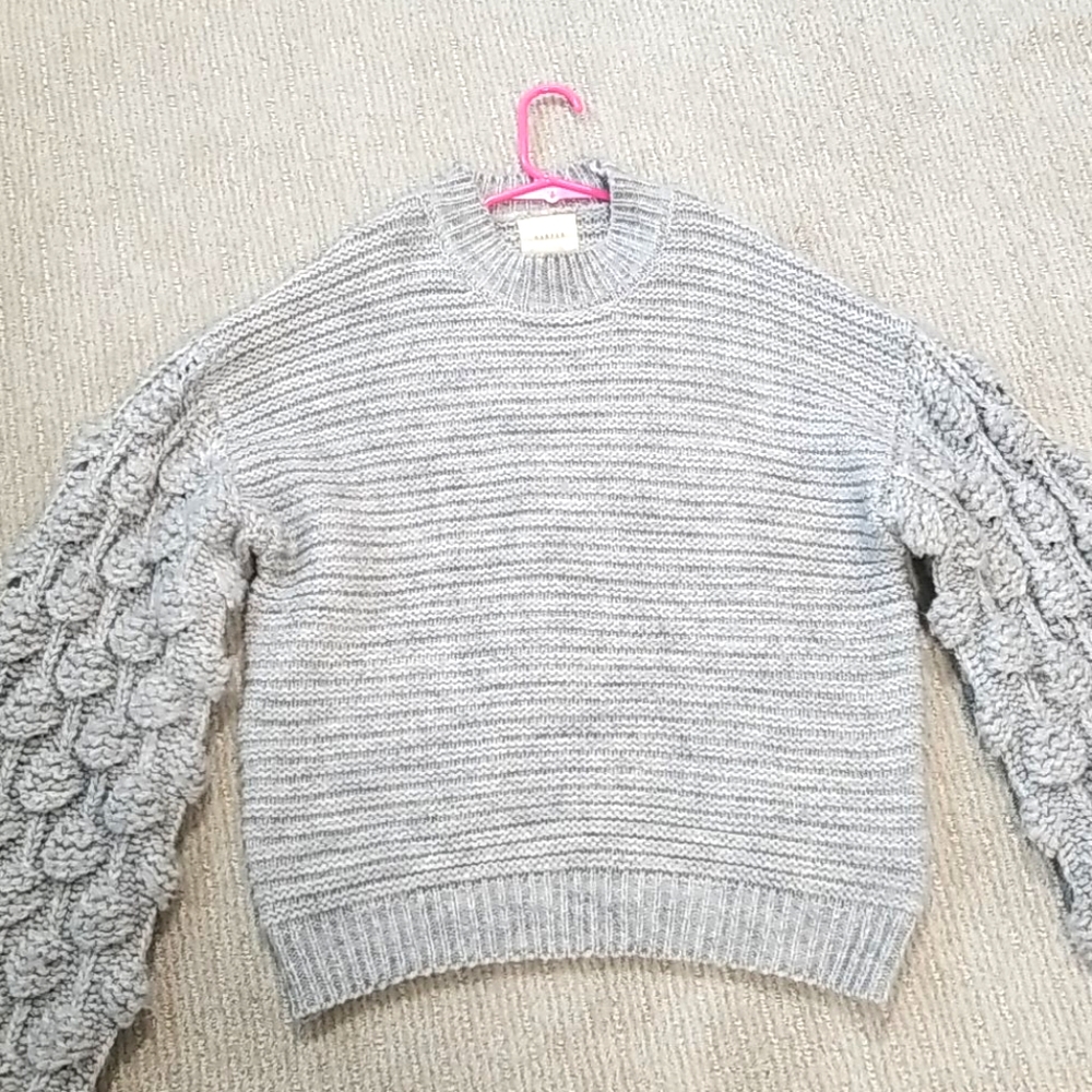 Grey sweater